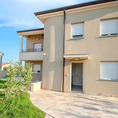Dino Apartamento *
