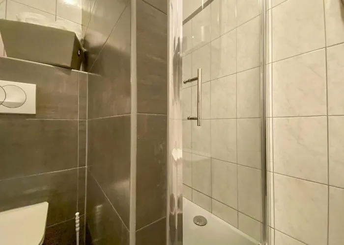 Dino Appartement Bužinija